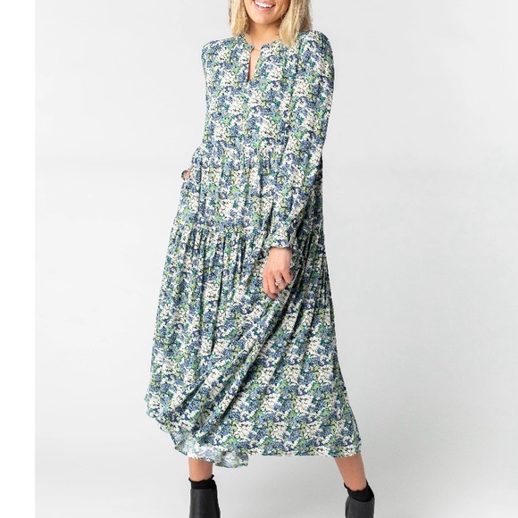 Called To Surf Dresses & Skirts - Called to Surf floral dress